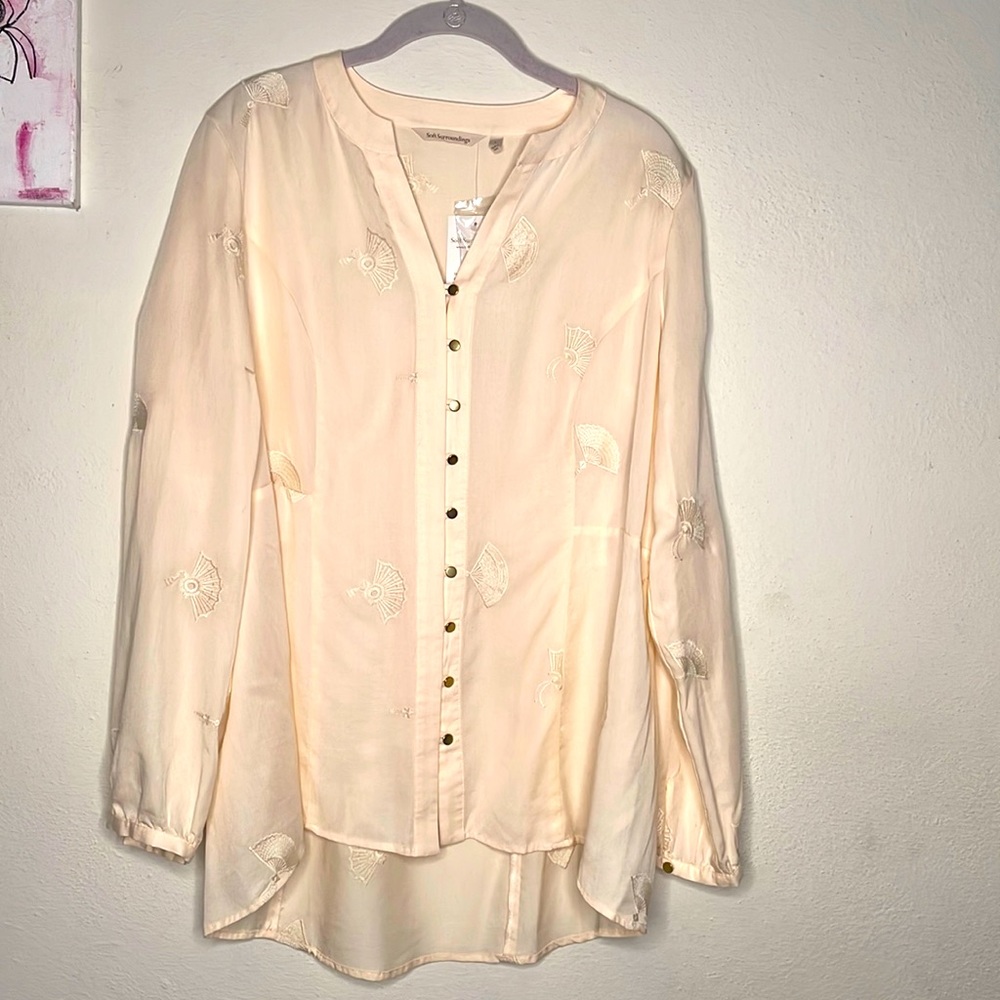 Soft surroundings Sonya embroidered tencel fan blouse in cream, size L NWT